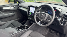 Volvo XC40 2.0 B3P Plus Black Edition 5dr Auto Petrol Estate